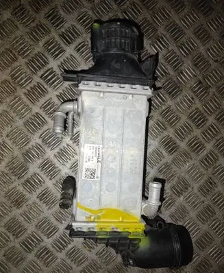 Volkswagen T-Roc Intercooler radiator 04E145785E