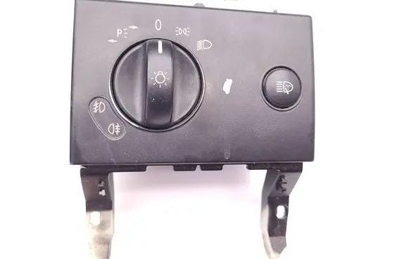 Mercedes-Benz Vito Viano W639 Light switch A6395450504 Q10ZGS003