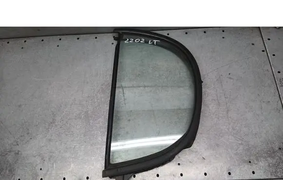 Toyota Yaris Verso Rear door window glass 