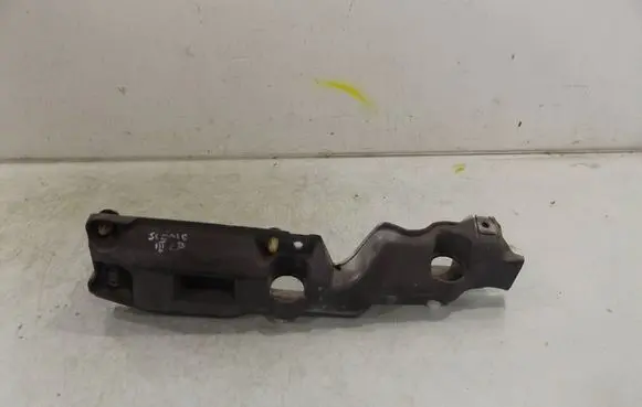 Renault Scenic III - Grand scenic III Fender mounting bracket 31230010R