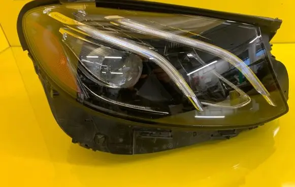 Mercedes-Benz E W213 Headlight/headlamp A2139064404