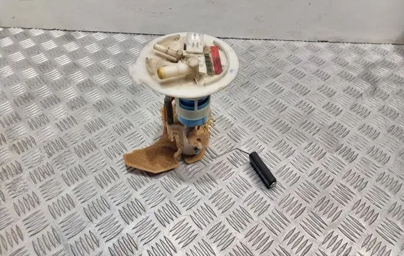 Ford Explorer Fuel injection high pressure pump 4l2u9h307cd