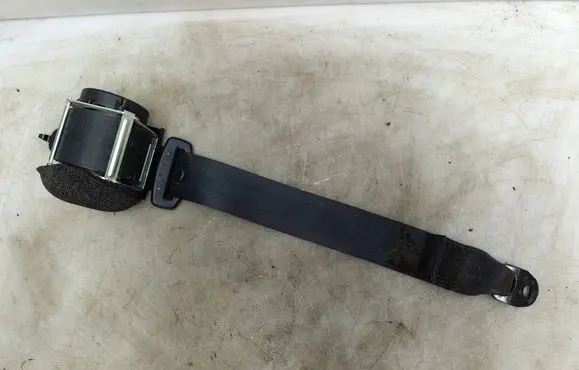 Toyota Avensis T270 Rear seatbelt 7336005170 608351800 609311300B
