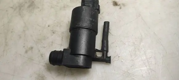 Toyota Yaris Windscreen/windshield washer pump 853300F020
