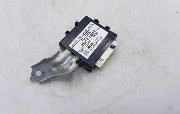 Toyota Auris 150 Other control units/modules 8996012090 3560078675