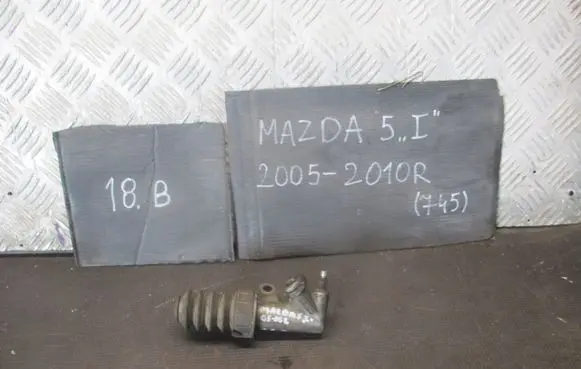 Mazda 5 Master brake cylinder