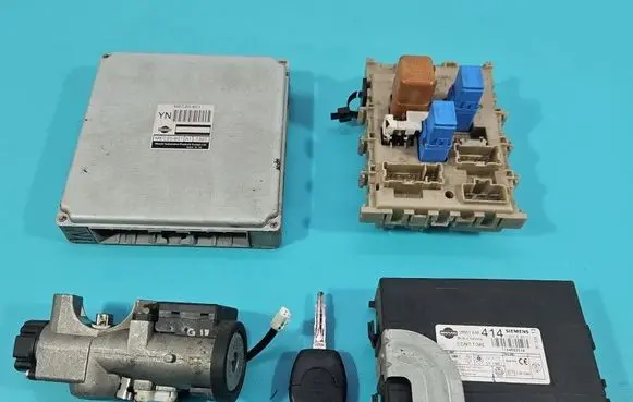 Nissan Almera N16 Engine control unit/module ECU MEC20601 IMPRK1571050