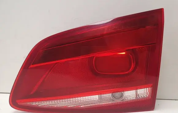 Volkswagen PASSAT B7 Tailgate rear/tail lights 3AF945094J
