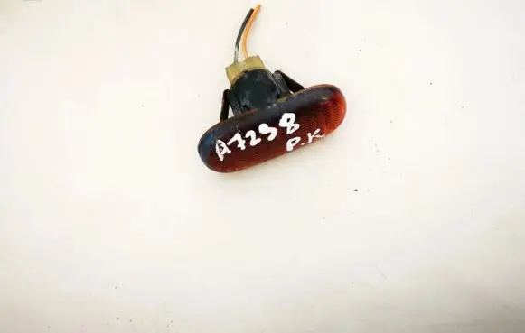 Renault Scenic I Front fender indicator light 0142789