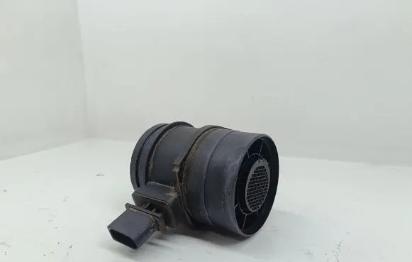 BMW 1 E81 E87 Mass air flow meter 7788743 19075616 0281002567