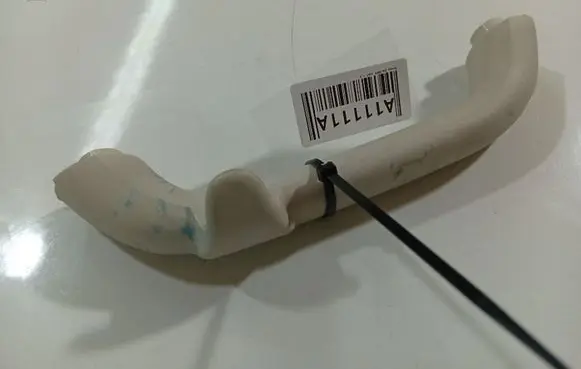 Dodge Caliber Front interior roof grab handle 