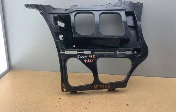 BMW 3 E90 E91 Bumper support mounting bracket corner 7202669 51127202669
