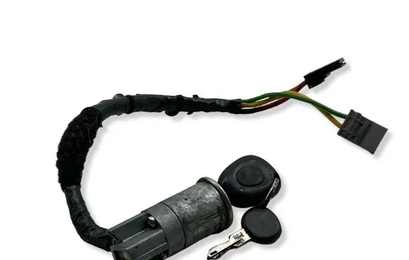 Renault Scenic I Ignition lock 1C205A