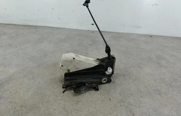 Seat Alhambra (Mk1) Front door lock 