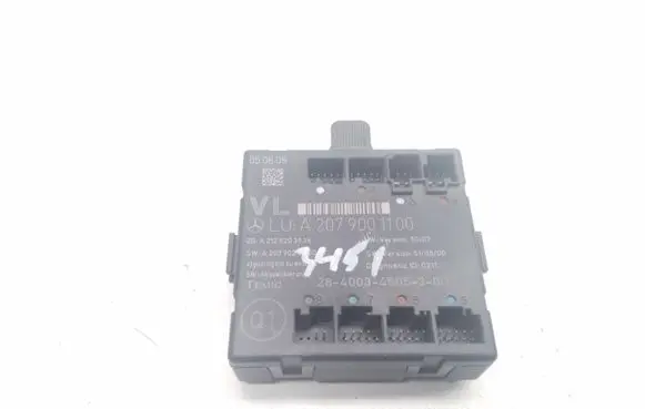 Mercedes-Benz E C207 W207 Door control unit/module A2079001100