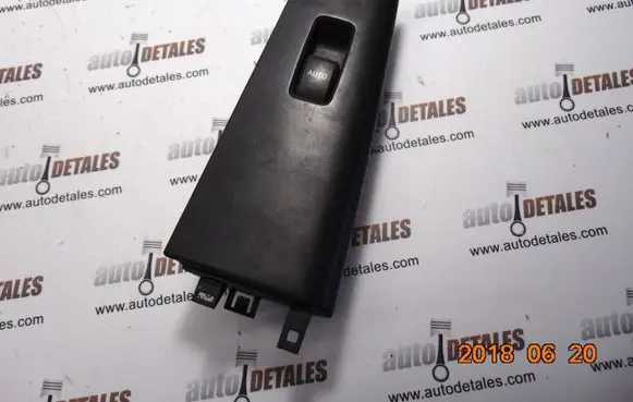 Toyota Corolla E120 E130 Electric window control switch 7423212410