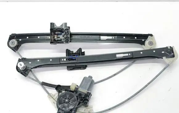 Porsche Macan (95B) Front door window regulator with motor 95B837461 5Q0959801
