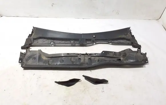 Citroen C4 III e-C4 Wiper trim 9820793980