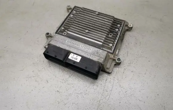 KIA Magentis Engine control unit/module 3910125110 5WY4244B
