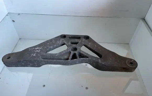 Audi A6 S6 C6 4F Rear differential/diff mount bracket 4F0599287