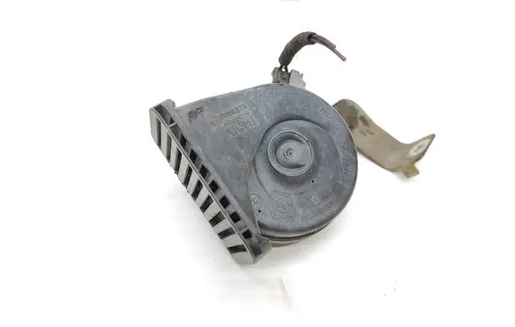 Alfa Romeo Stelvio Horn signal 50545933 18042017 0547D18