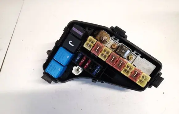 Volvo S70 V70 V70 XC Fuse box set 9128576 9162084