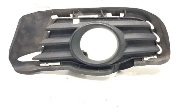 Mercedes-Benz C W204 Front bumper lower grill A2048850123