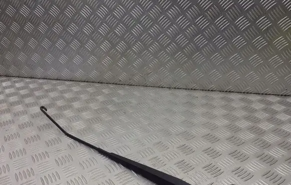 Opel Agila A Front wiper blade arm