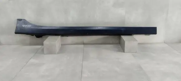 BMW 1 F40 Front sill (body part) 51777461382