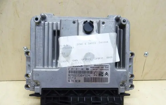 Citroen C4 II Picasso Engine control unit/module ECU 9677039280