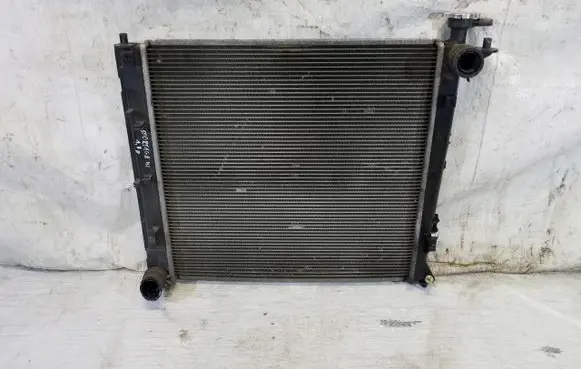 KIA Sportage Coolant radiator