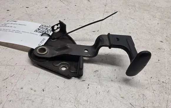 Audi 80 90 B3 Engine bonnet (hood) release handle 