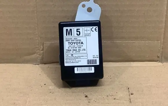 Toyota RAV 4 (XA40) Other control units/modules 8974042050