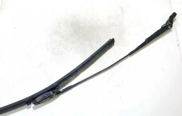 Skoda Roomster (5J) Front wiper blade arm 5j1955410b