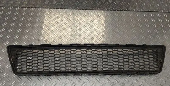 Toyota Verso Front bumper lower grill 53112OF040