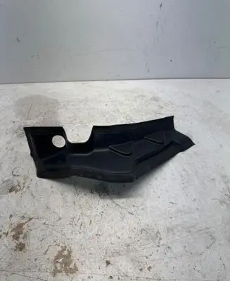 BMW X5 G05 Rear/tail light trim molding 9491403