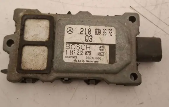 Mercedes-Benz E W210 Light module LCM 2108300672 1147212079
