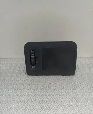 Renault Clio II Headlight level height control switch 8200069068 R61953 8200060042