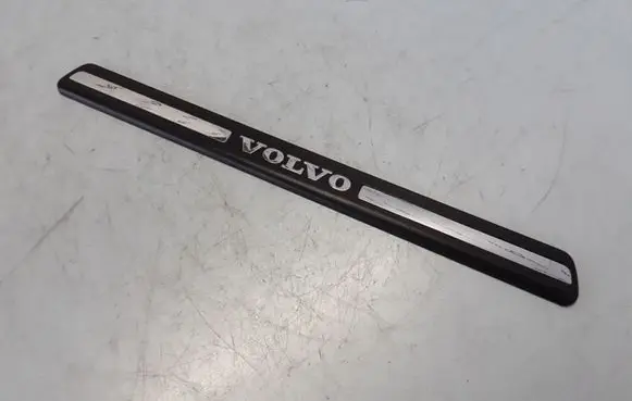 Volvo V60 Front sill trim cover