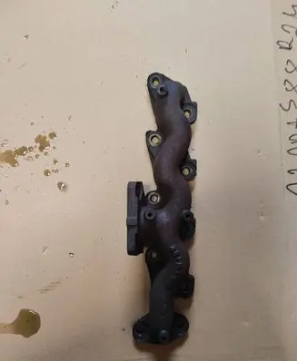 Nissan Almera N16 Exhaust manifold 5M300