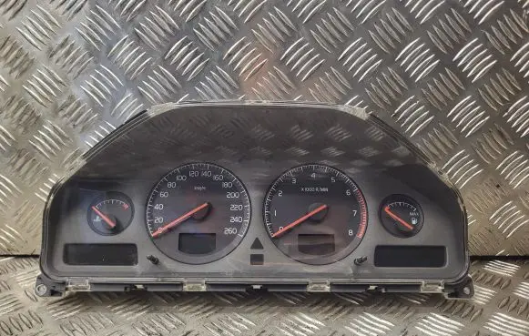 Volvo S60 Speedometer (instrument cluster) 9499668