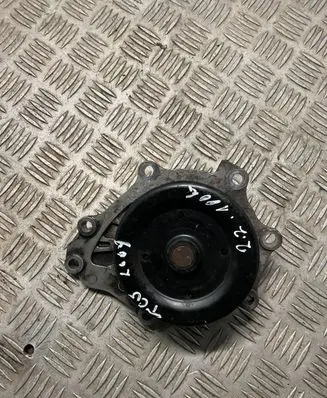 Toyota Corolla Verso AR10 Water pump