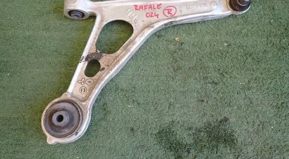 Renault Rafale Front lower control arm/wishbone 