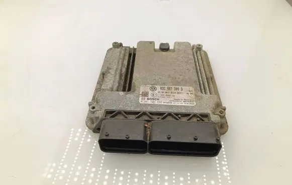 Volkswagen PASSAT B7 Engine control unit/module 03C907309D 0261S06338