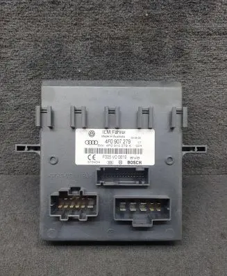 Audi Q7 4L Comfort/convenience module 4F0907279 4F0910279K