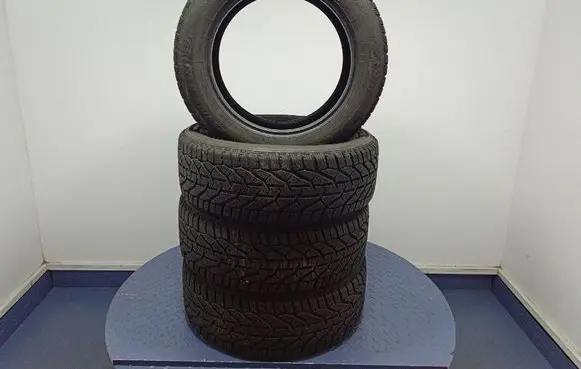 KIA Sportage R17 winter tire 3528706982880