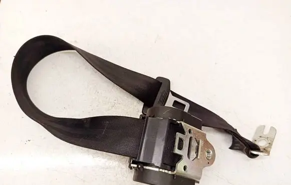 Audi A4 S4 B8 8K Rear seatbelt 610307000
