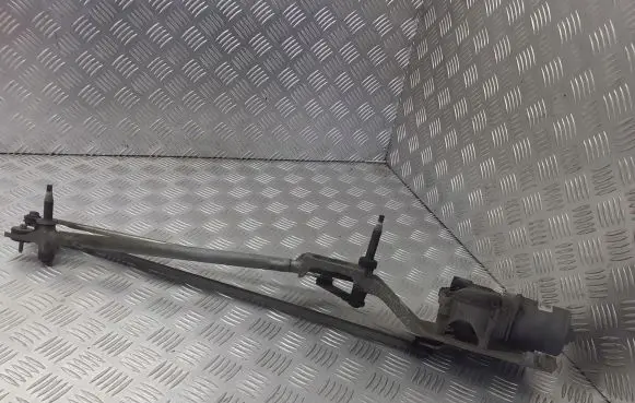 Ford Focus Front wiper linkage 8S4317500AD