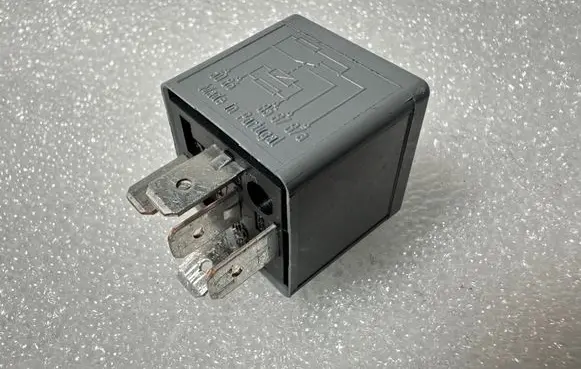 Audi Q7 4L Other relay 1J0927841