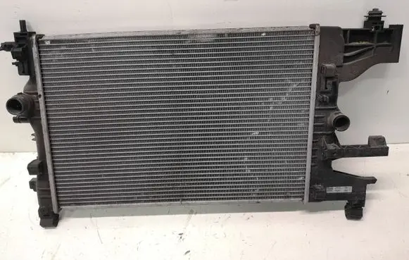 Opel Astra J Coolant radiator 630726 0011628